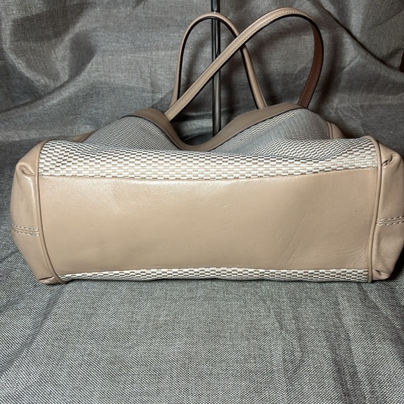 🔥 SALE! COACH F27575 Lexy Shoulder Bag Tan Cream - Picture 9 of 16